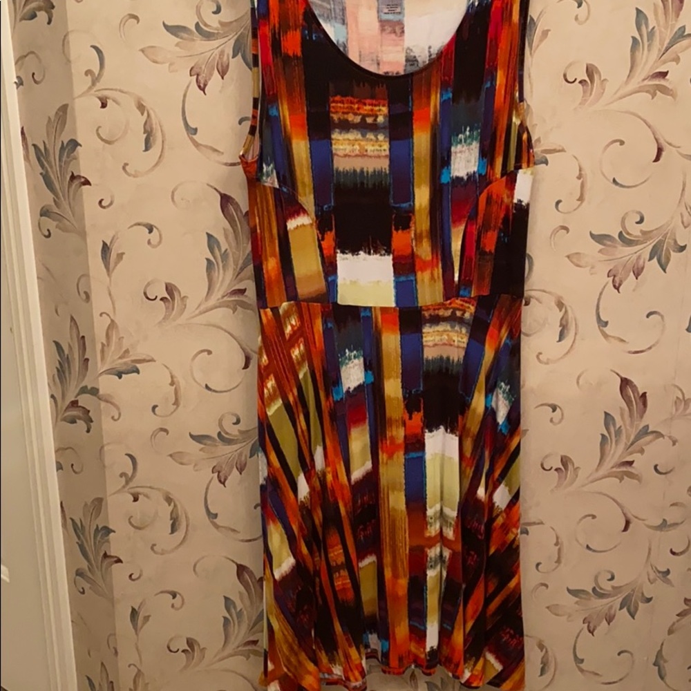 Ana colorful dress